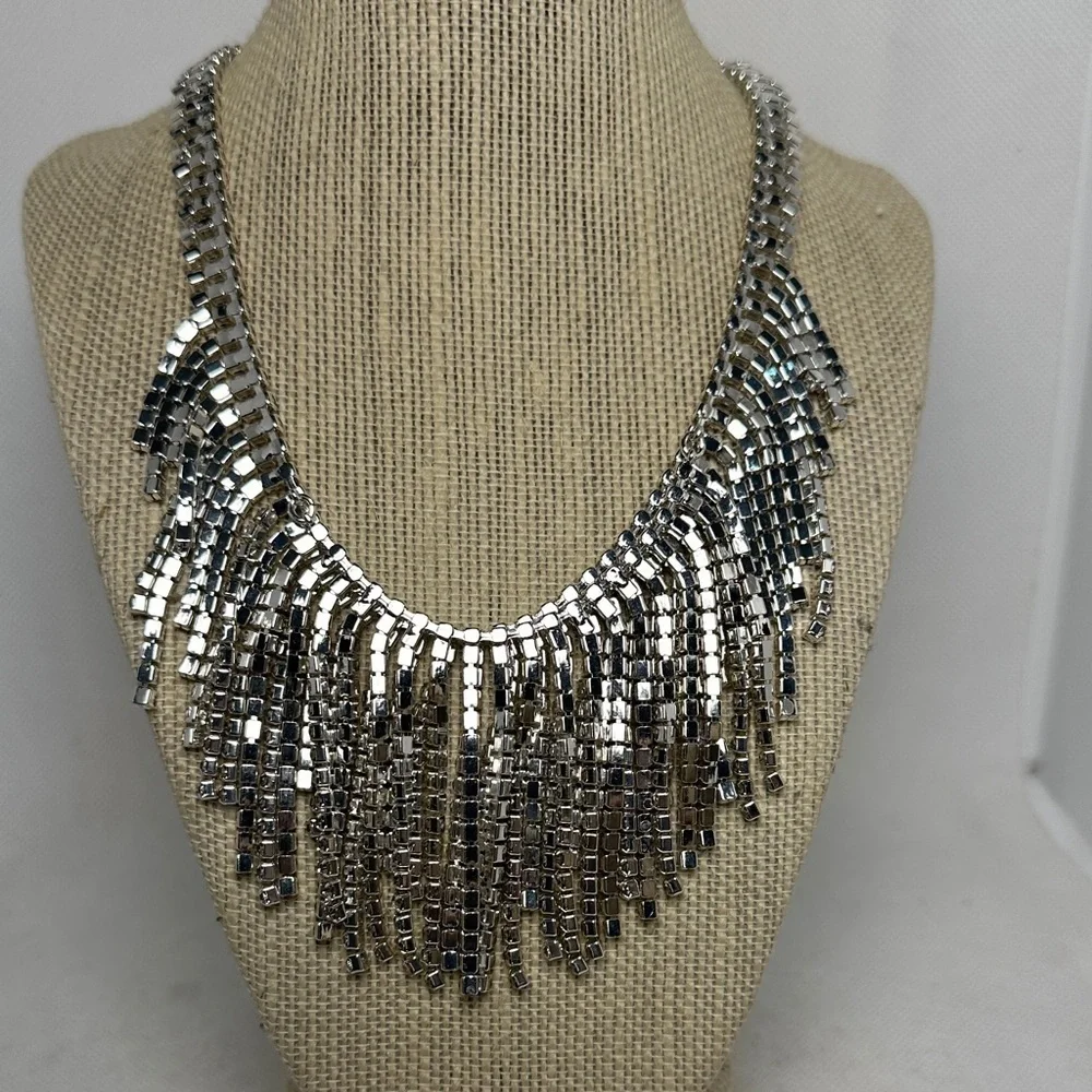 J.Crew Silver Rhinestone Statement Necklace – 16” Long / 2”:Extender (Like New)